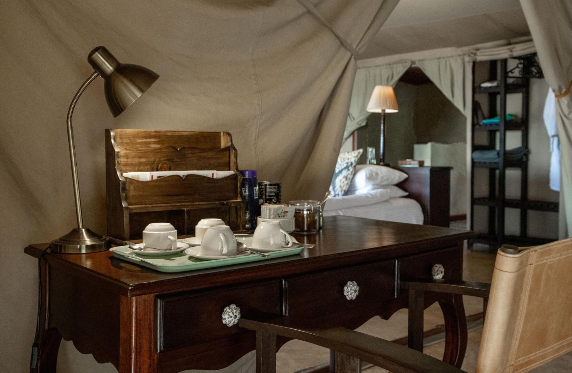 Entumoto Main Camp Hotel Ololaimutiek Kültér fotó